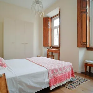 Apartamento Beato Hideaway: Your In, Lisboa