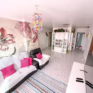 At Your Doorstep - Bedrooms Alloggio in famiglia
